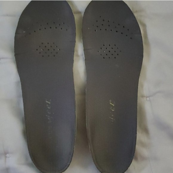 Superfeet CARBON Fit Insoles - Size C - Picture 4 of 6